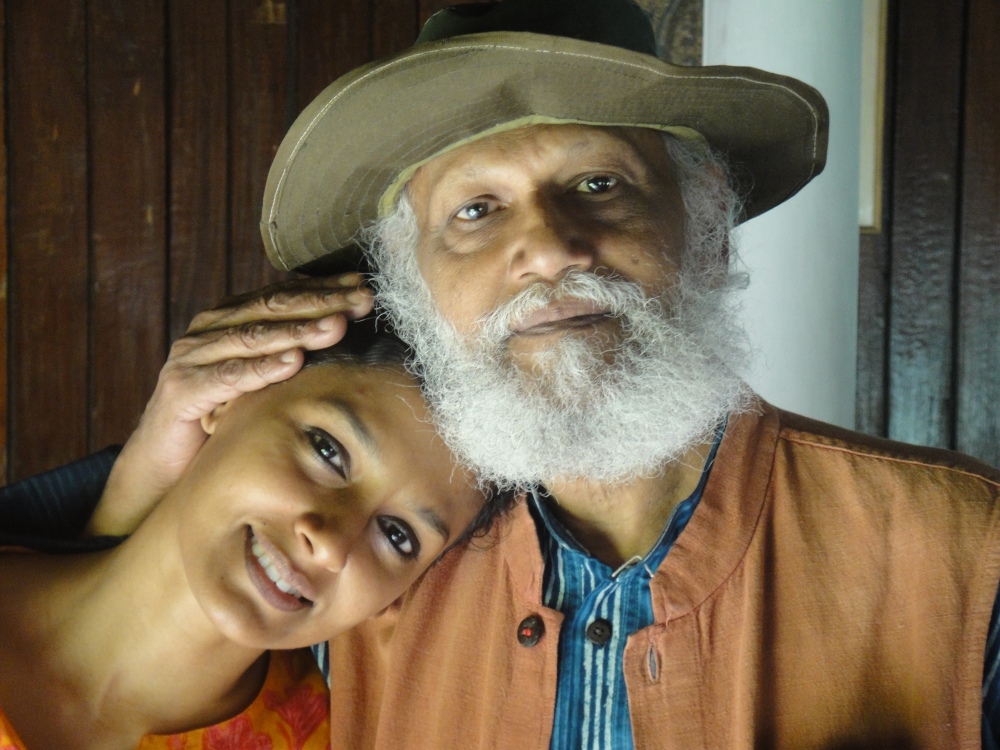 With father Jatin Das. Photo courtesy: Nandita Das.